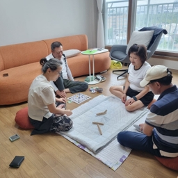 피드에 업로드 된 이미지