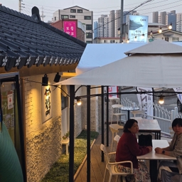 피드에 업로드 된 이미지