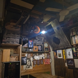 피드에 업로드 된 이미지