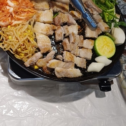 ํผ๋์ ์
๋ก๋ ๋ ์ด๋ฏธ์ง