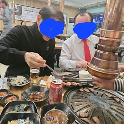 피드에 업로드 된 이미지