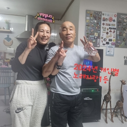 ํผ๋์ ์
๋ก๋ ๋ ์ด๋ฏธ์ง