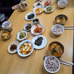 피드에 업로드 된 이미지