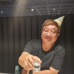 피드에 업로드 된 이미지