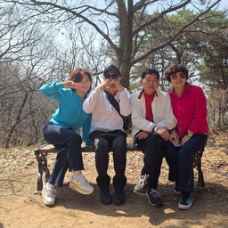 피드에 업로드 된 이미지