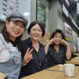 피드에 업로드 된 이미지