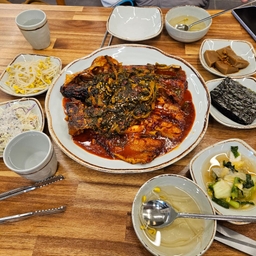 피드에 업로드 된 이미지