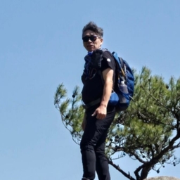 피드에 업로드 된 이미지