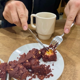 피드에 업로드 된 이미지