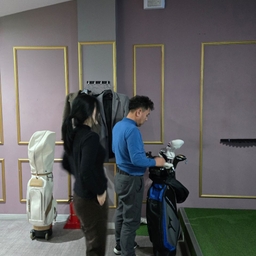 피드에 업로드 된 이미지