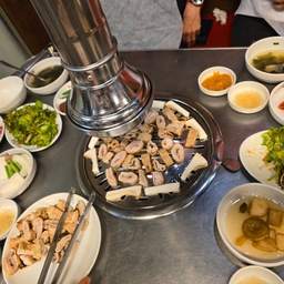 피드에 업로드 된 이미지