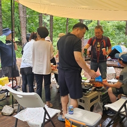 피드에 업로드 된 이미지
