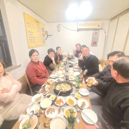 피드에 업로드 된 이미지