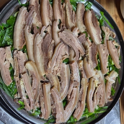 피드에 업로드 된 이미지