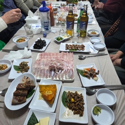 피드에 업로드 된 이미지