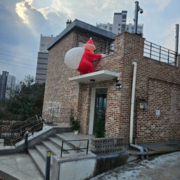 피드에 업로드 된 이미지