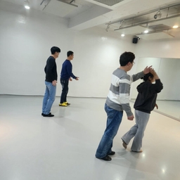 피드에 업로드 된 이미지