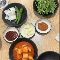 피드에 업로드 된 이미지