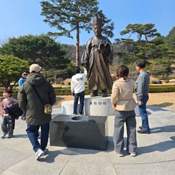 피드에 업로드 된 이미지