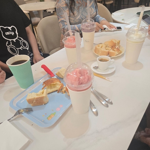 피드 이미지