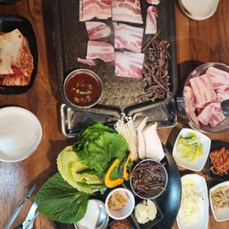 피드에 업로드 된 이미지