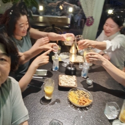 피드에 업로드 된 이미지