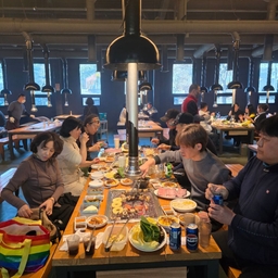 피드에 업로드 된 이미지