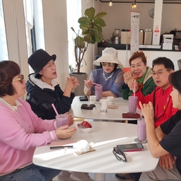 피드에 업로드 된 이미지