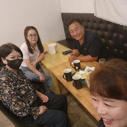 피드에 업로드 된 이미지