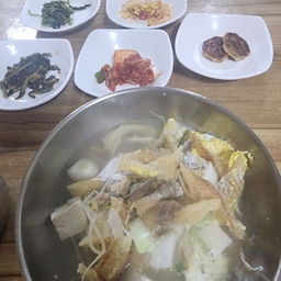 피드에 업로드 된 이미지