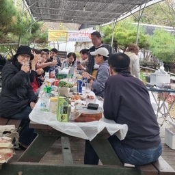 피드에 업로드 된 이미지