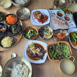 피드에 업로드 된 이미지
