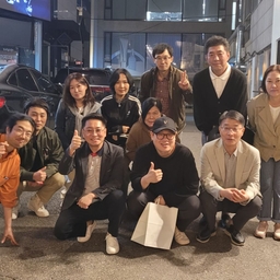 피드에 업로드 된 이미지