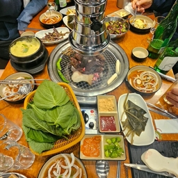 피드에 업로드 된 이미지