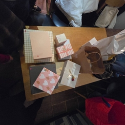 피드에 업로드 된 이미지