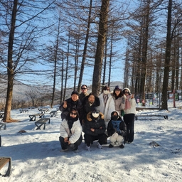 피드에 업로드 된 이미지