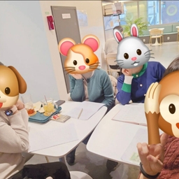 피드에 업로드 된 이미지