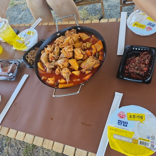피드 이미지