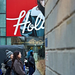 피드에 업로드 된 이미지