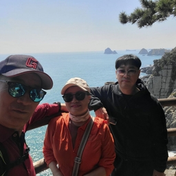 피드에 업로드 된 이미지