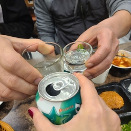 피드에 업로드 된 이미지