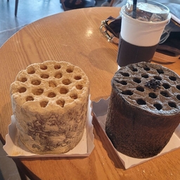 피드에 업로드 된 이미지