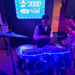 피드에 업로드 된 이미지