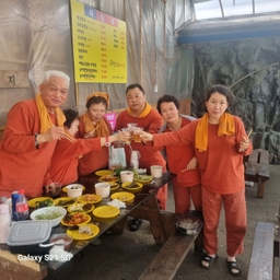 피드에 업로드 된 이미지