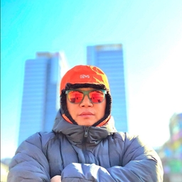 피드에 업로드 된 이미지