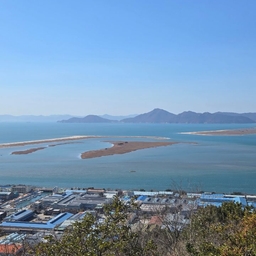 피드에 업로드 된 이미지