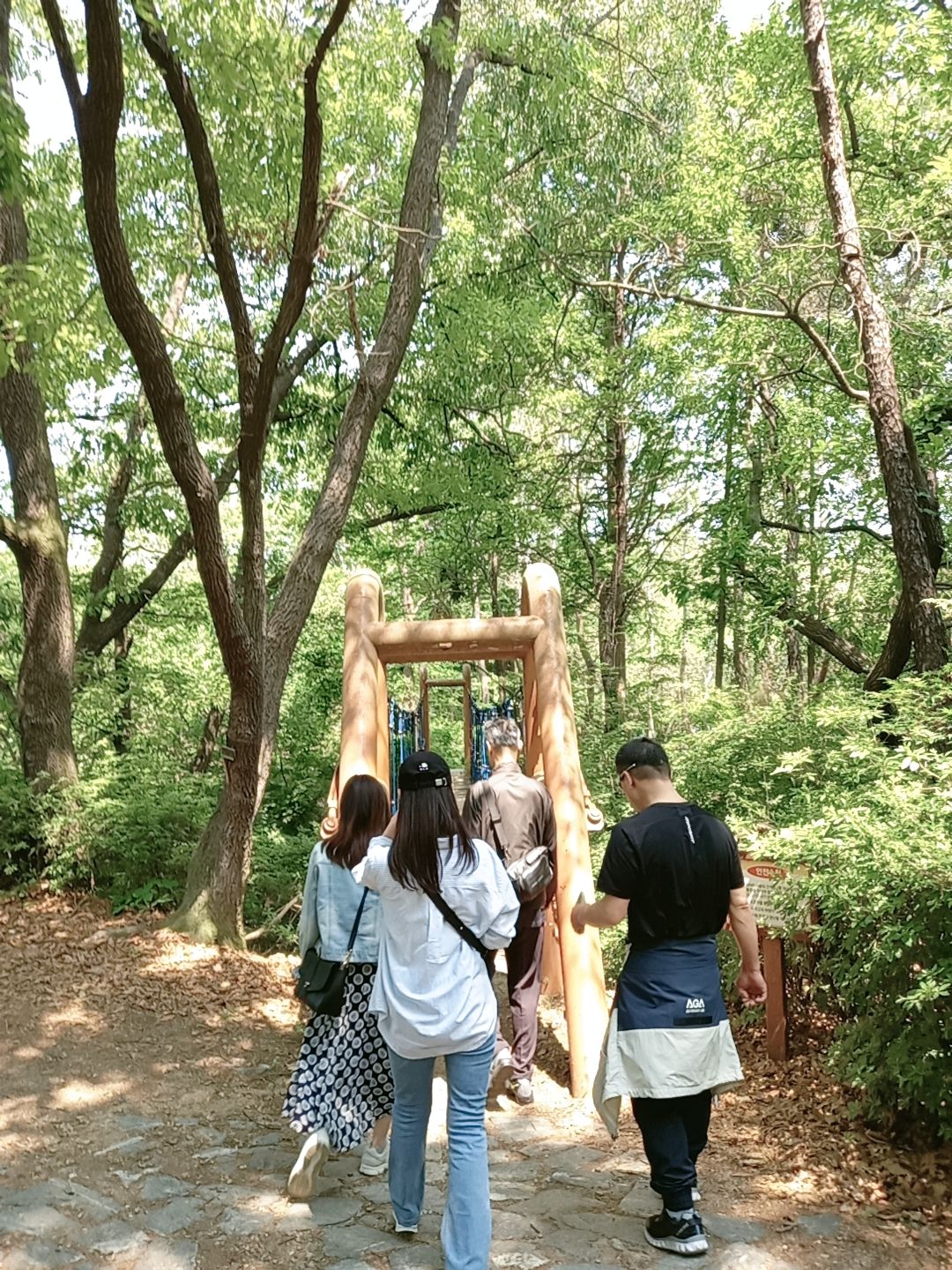 피드에 업로드 된 이미지