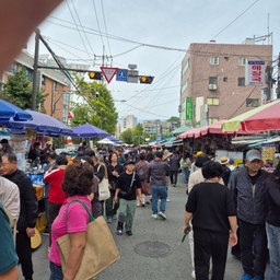 피드에 업로드 된 이미지