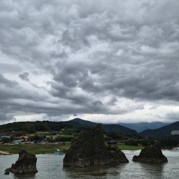 피드에 업로드 된 이미지