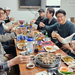 피드에 업로드 된 이미지